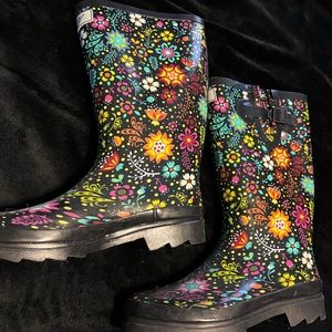 Colorful water boots. Size 11. Never worn